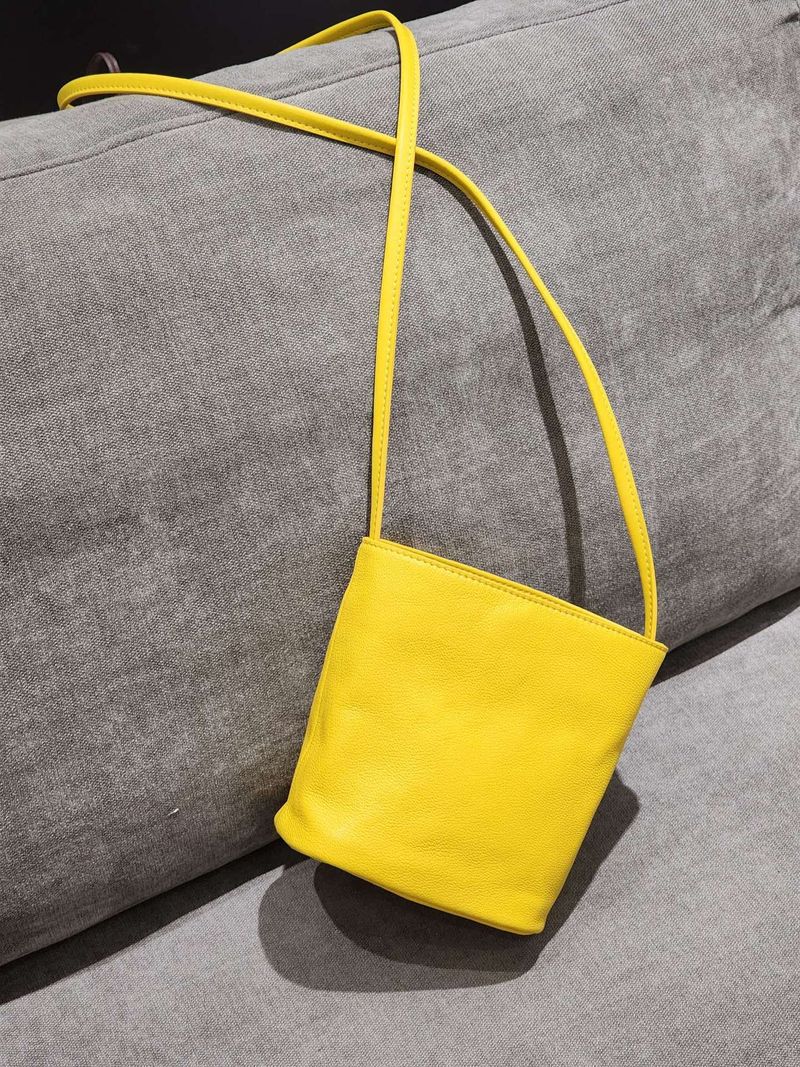 Sheepskin Women's Bucket Bag 2025 New Simple Casual Bag, Trend Hundred Design Underarm Bag_voghion.com