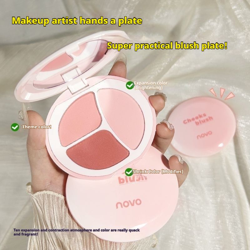 „Makeup Moody Trio Foundation“ skaistalų paletė, natūraliai išsiplečianti ir susitraukianti, suteikianti grožio ir spindesio._voghion.com
