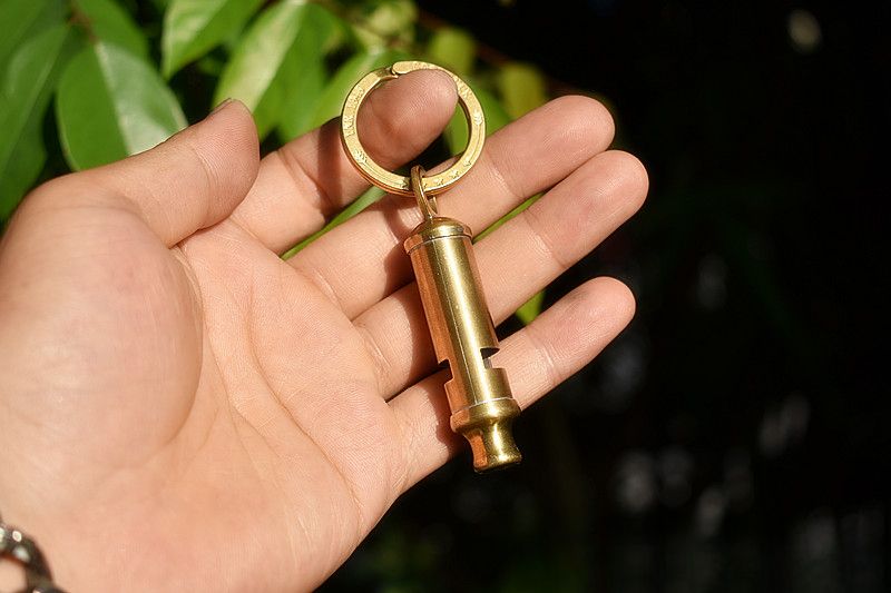 UK ACME Siren EDC Outdoor Survival Copper Whistle Brass Loud Sound_voghion.com