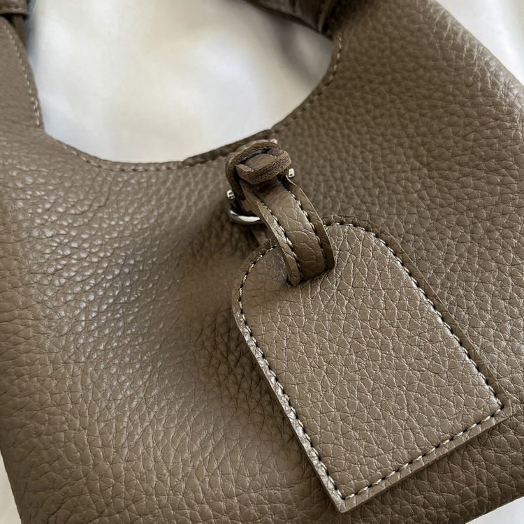 Modieuze damestas 2025, nieuw binnen - stijlvolle schouder- en crossbodytas voor dagelijks gebruik, middelgrote maat, magnetische sluiting, PU-materiaal_voghion.com