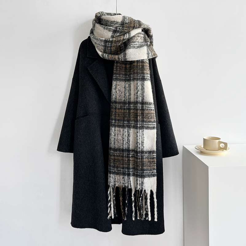 Weicher, mohairähnlicher, karierter Schal – warmer Winterschal für Damen (47 x 230 cm, kariertes Design, leicht und gemütlich, vielseitiges Styling)_voghion.com