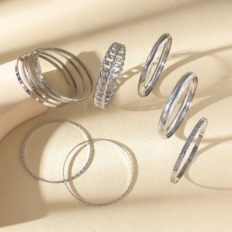 Staplat bohemiskt armbandsset i legering för kvinnor, retro, enkelt mixa och matcha ihåliga smycken_voghion.com
