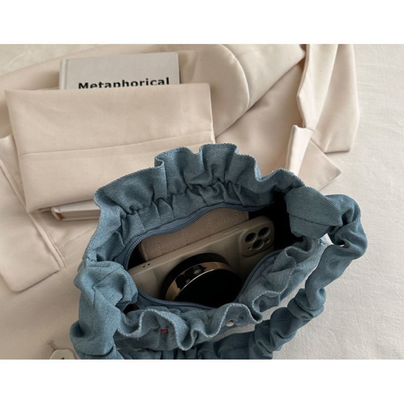 Small And Minimalist Personalized For Women 2024 New Commuter Wrinkle Underarm Versatile Casual Instagram Cloud Shoulder_voghion.com
