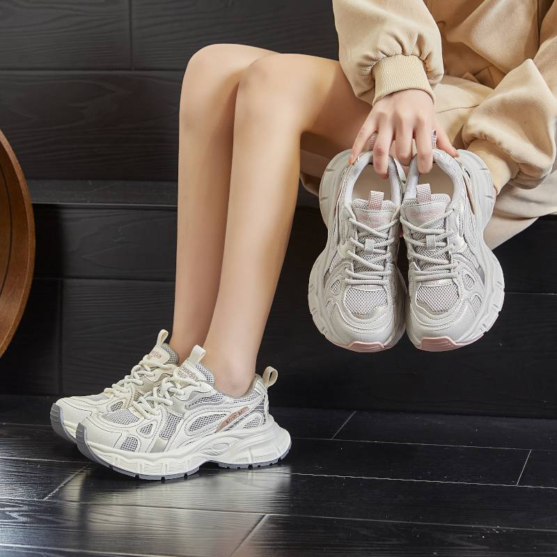 Mingliu Sugefilmsåle pappasko kvinner 2025 vår nye høydeøkende sportssko kvinner tykksåle løpesko avslappet allsidig damesko_voghion.com