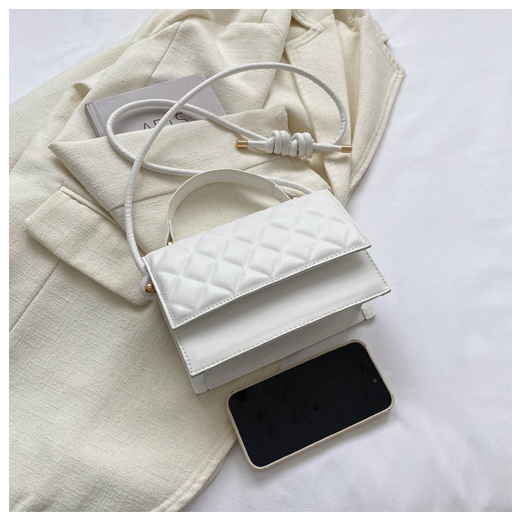 2023 new fashion simple small fragrant wind women's bag net red niche women's bag rhombus single shoulder diagonal bag design sense_voghion.com