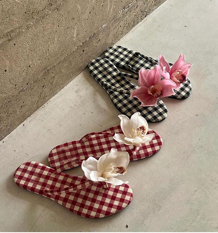 Chaussures de style bohème pour les vacances, style Phalaenopsis, boucle, tempérament doux, fleur, voyage, photo, grotte, sandales, accessoires pour femmes_voghion.com