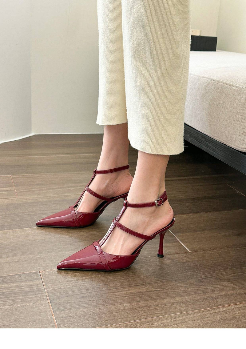 Spitze High Heels Sandalen für den Sommer 2024, Tragen von spitzen dünnen Absätzen für Oberbekleidung, stilvolle und Nischen-Damenschuhe_voghion.com