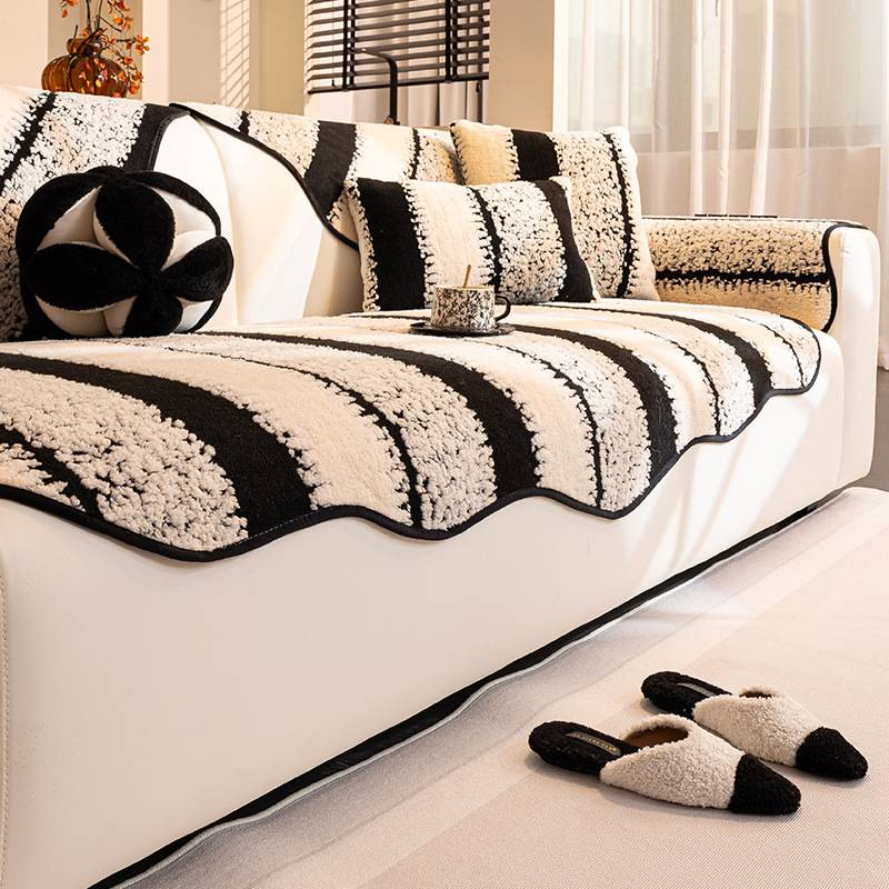 Luxury Plush Shaped Cushion - Non-Slip Thick Seat Pad & Warm Throw Blanket All-Season Soft Decorative Cover For Sofa & Chair_voghion.com