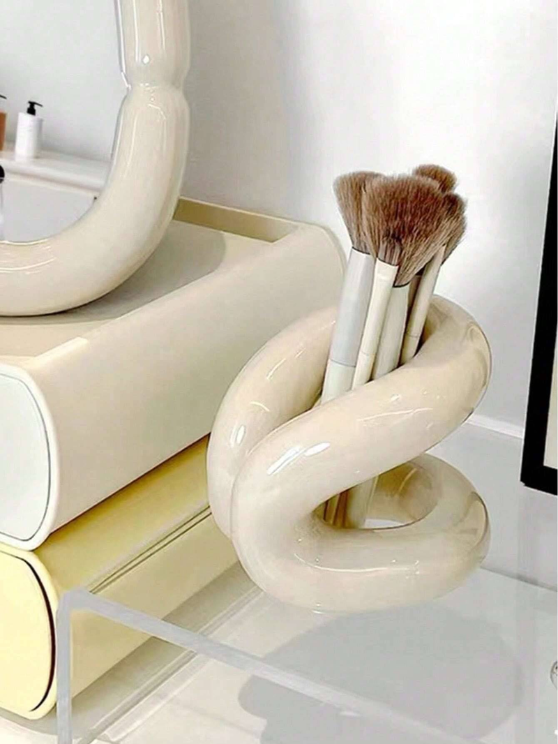 1 Stück asymmetrisch geformter Kosmetik-Organizer im nordischen Stil, Zahnbürstenhalter, Make-up-Aufbewahrungsregal, dekoratives Schreibtischregal_voghion.com