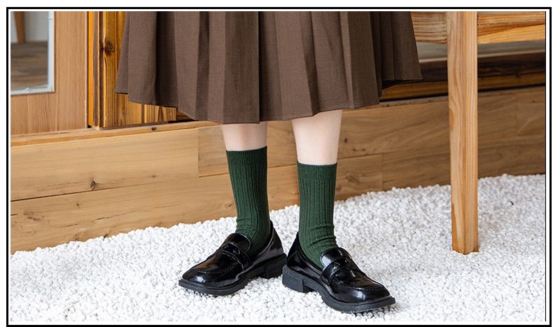 Herfst- en wintersokken voor dames, wollen sokken, studenten, warme mid-tube sokken voor dames, koudebestendige zachte Japanse mid-tube verdikte wollen sokken_voghion.com