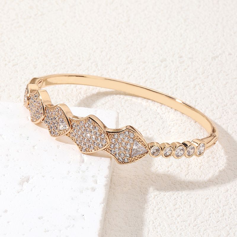 Women's Jewelry Elegant Cubic Zirconia Bracelet With Secure Clasp, Minimalist Luxury Design For Everyday Wear (Gold/Silver)_voghion.com