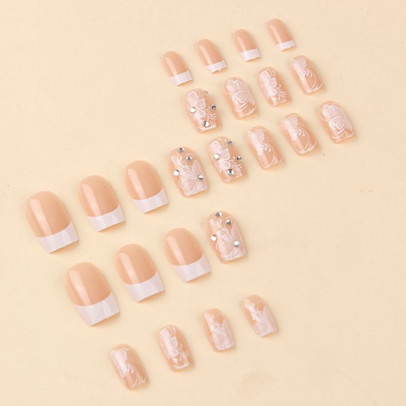 24 unghie finte bianche effetto french manicure - Design floreale con glitter e strass 3D (forma quadrata media)_voghion.com