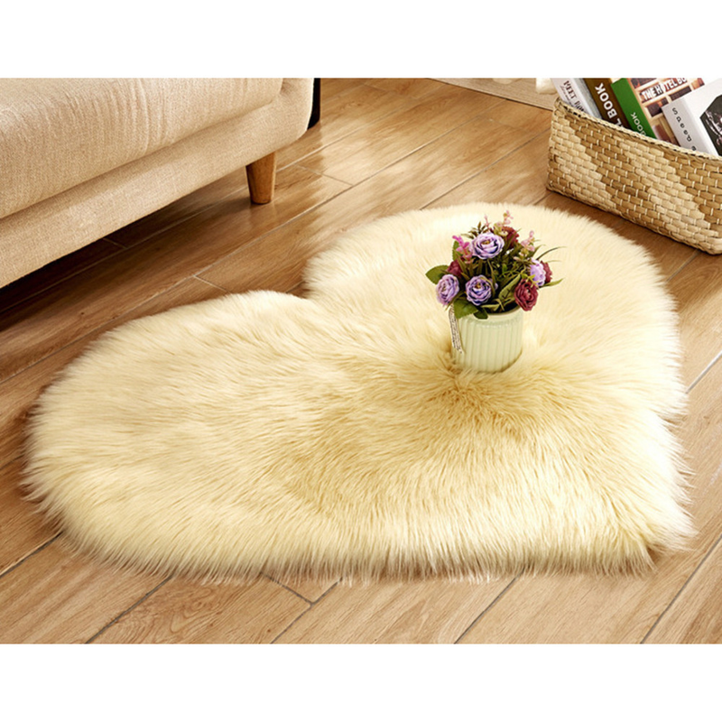 Peluche soggiorno tappetino antiscivolo a forma di cuore carino stile ragazza imitazione lana cuscino camera da letto finestra cuscino divano tappeto_voghion.com