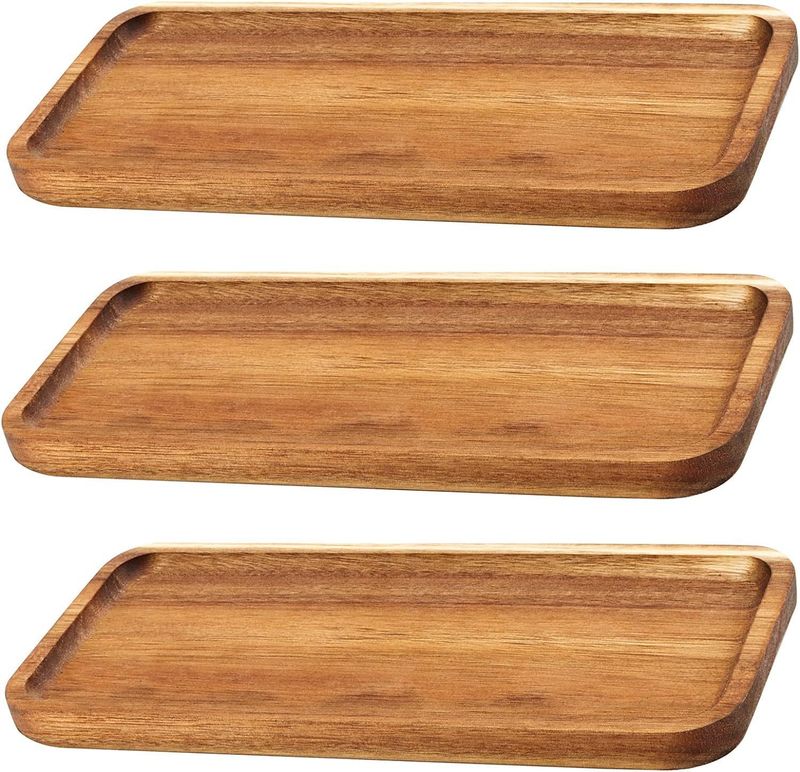 Rechteckiges Serviertablett aus Akazienholz – Hitzebeständige Holzplatte für Brot, Teetassen und Essgeschirr (elegantes Finish mit natürlicher Holzmaserung)_voghion.com