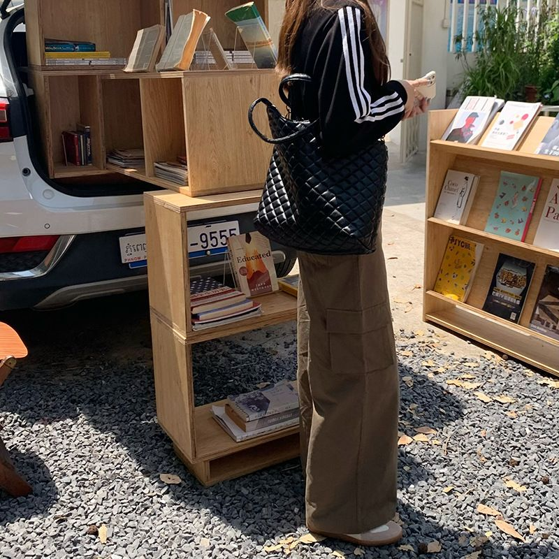 2023 Nuova borsa a tracolla con tracolla alla moda nera di alta qualità in pelle con design a rombo di grande capacità_voghion.com