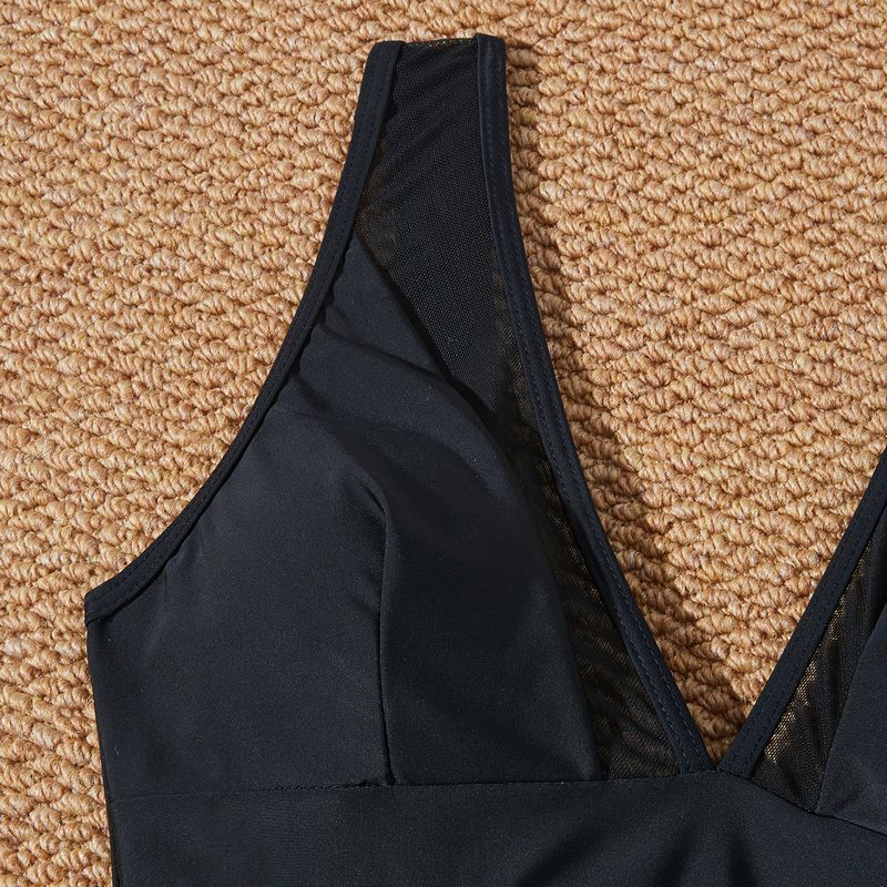 Roupas femininas quentes e sensuais, maiô slim com decote profundo_voghion.com