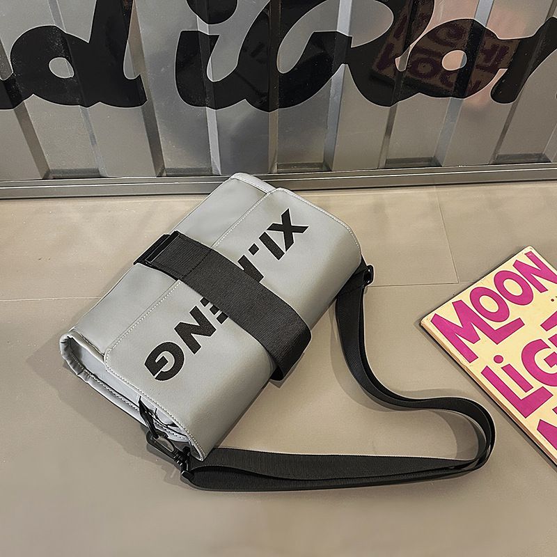 Paar Taschen Frauen Sommer Neue Casual Mode Einfache Schulter Strukturierte Stilvolle Crossbody Pendler Kleine Quadratische Tasche Für Männer_voghion.com