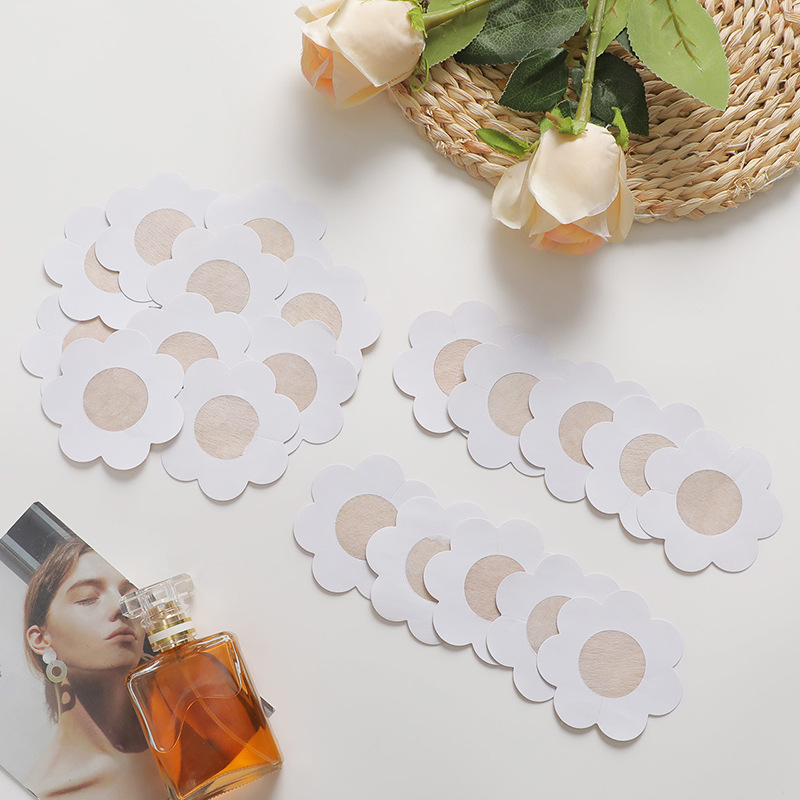 Women's clothing Disposable non-woven nipple patch Silicone invisible breast patch Anti-bump anti-exposure nipple patch_voghion.com