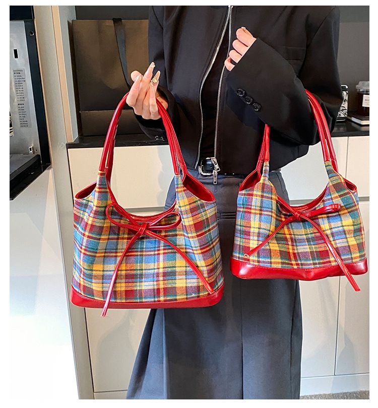 Borsa a tracolla grande ed elegante con tracolla staccabile, borsa a mano spaziosa per lavoro e viaggio, con motivo a quadri a blocchi di colore, per donna_voghion.com