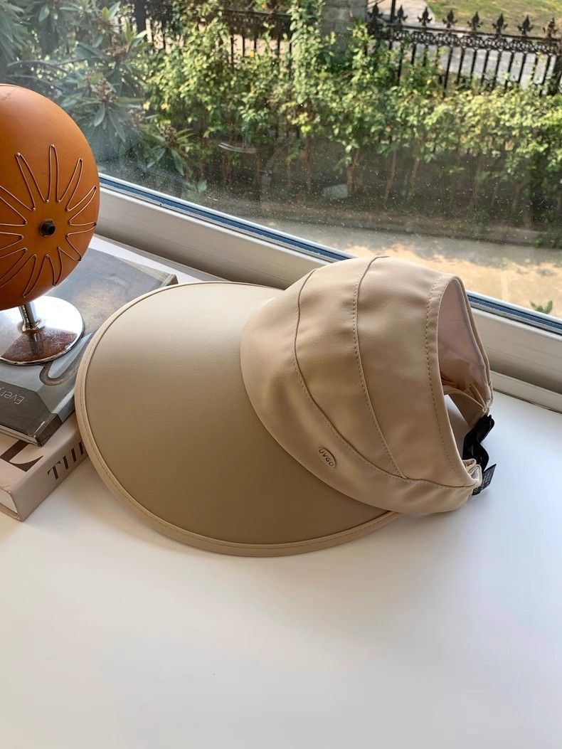 Cappello da sole per esterni in seta ghiacciata, con coda di cavallo alta e a mezza altezza, con viso piccolo e tesa larga, sensazione di freschezza_voghion.com
