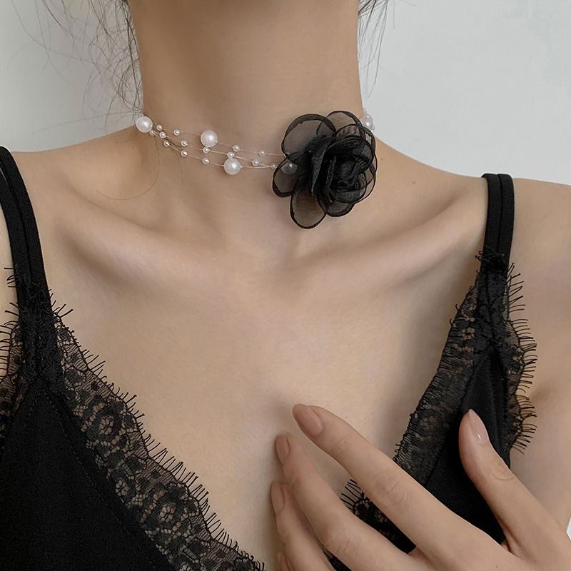 Hot Sales Kvinners Søte Krage Lolitaer Håndlaget Vintage Blonde Hjerte Choker For Kvinner Gotisk Sløyfe Knute Halskjede Jenter Uniform_voghion.com