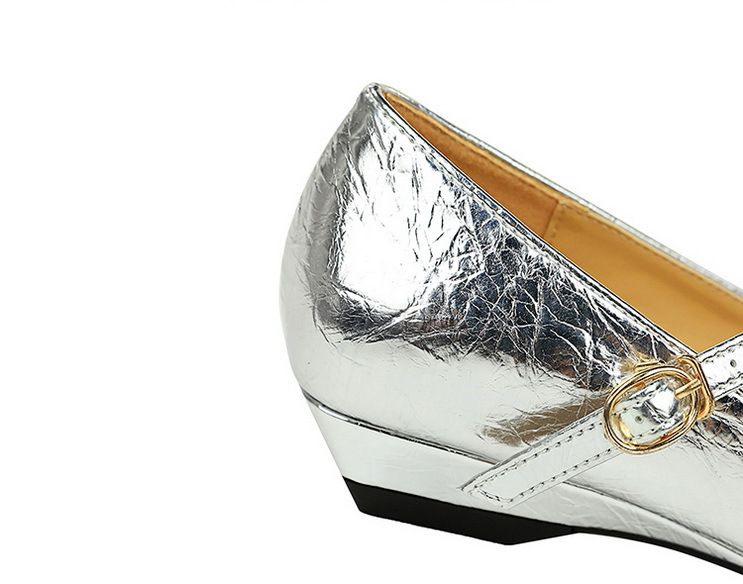 3683-13 Modische und stilvolle Damenschuhe mit flacher Öffnung, schrägem Absatz, diagonalem Strohhalm, dekorativem Handgriffmuster,_voghion.com