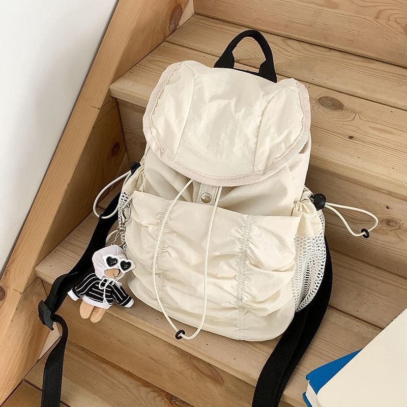 Flip-Top Magnetic Buckle Backpack 2025 Fall/Winter New Casual Pleated Backpack_voghion.com