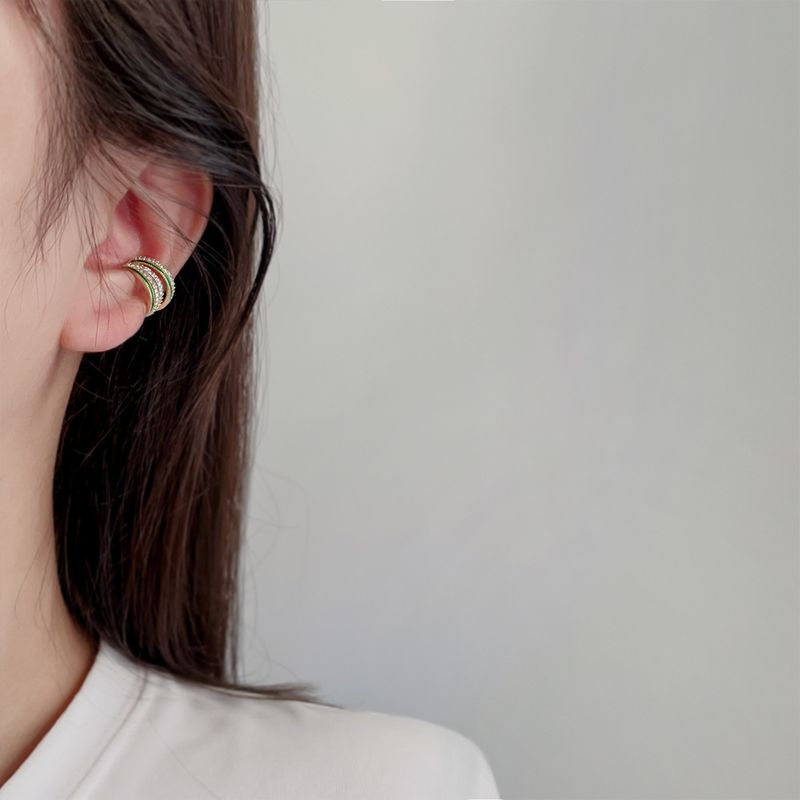 Bijou d'oreille en zircone en forme de C pour femme, sans perçage, clip d'oreille géométrique, boucle d'oreille bohème élégante et stylée, à porter au quotidien._voghion.com