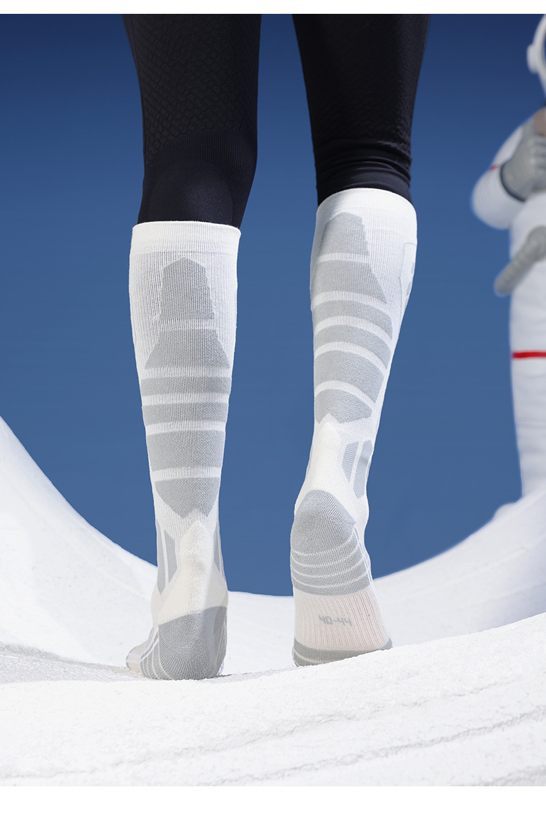 Winter Specialty Wool Ski Socks Quick-drying Outdoor Travel Windproof And Cold-proof Warmth Thickened High Socks_voghion.com