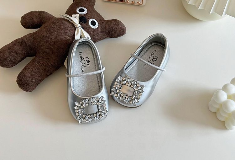 Internet Berühmte Mädchen Prinzessin 2025 Frühling Und Herbst Neue Koreanische Version der Kinder Duftenden Stil Kleine Leder Weichen_voghion.com