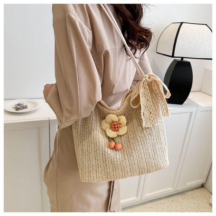 Große Kapazität Mode Sanftes Temperament Stroh gewebt Schal Schulter 2023 Sommer Neue Unterarm Einkaufstasche_voghion.com