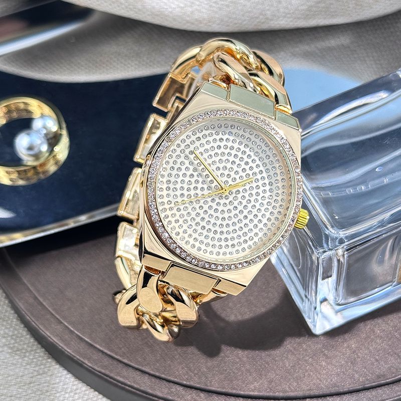 Montre à quartz de luxe pour homme et femme, style hip-hop, avec chaîne et diamants, idéale pour un usage quotidien, un anniversaire, la Saint-Valentin_voghion.com