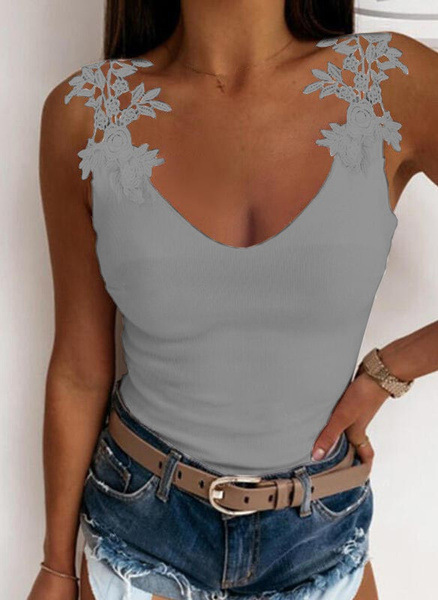 Top in pizzo tinta unita con scollo a U da donna, estate 2024_voghion.com