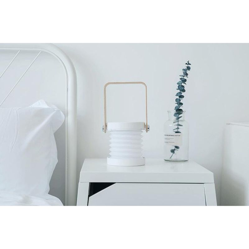 Handheld LED Laterne Nachtlicht Kreative Klapptisch Atmosphäre Lampe Augenschutz_voghion.com