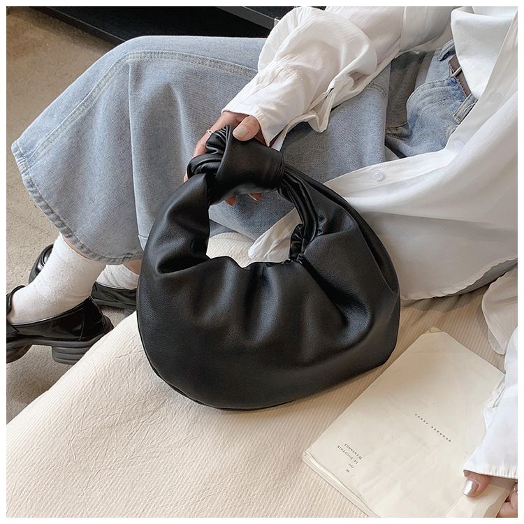 Korean Fashion Moon 2024 Summer New Small Texture Women's Bag Simple and Fresh Handbag_voghion.com