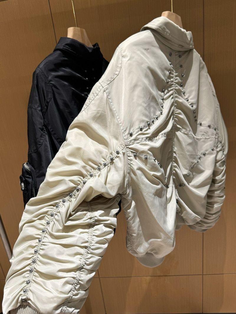 Men's Clothing Broken Moon Heavyweight Cotton Flight Jacket With Star Rivet Zipper - Oversized Streetwear Coat For Men & Women (Black, Beige)_voghion.com