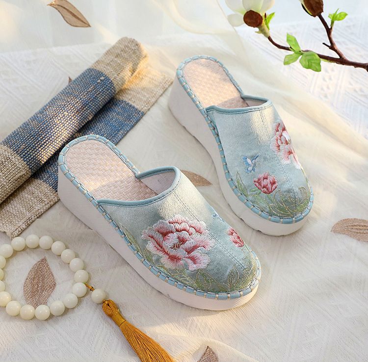 Suola spessa con tacco inclinato, tessuto di supporto alla moda per chignon, scarpe ricamate in rete, sandali e pantofole per_voghion.com