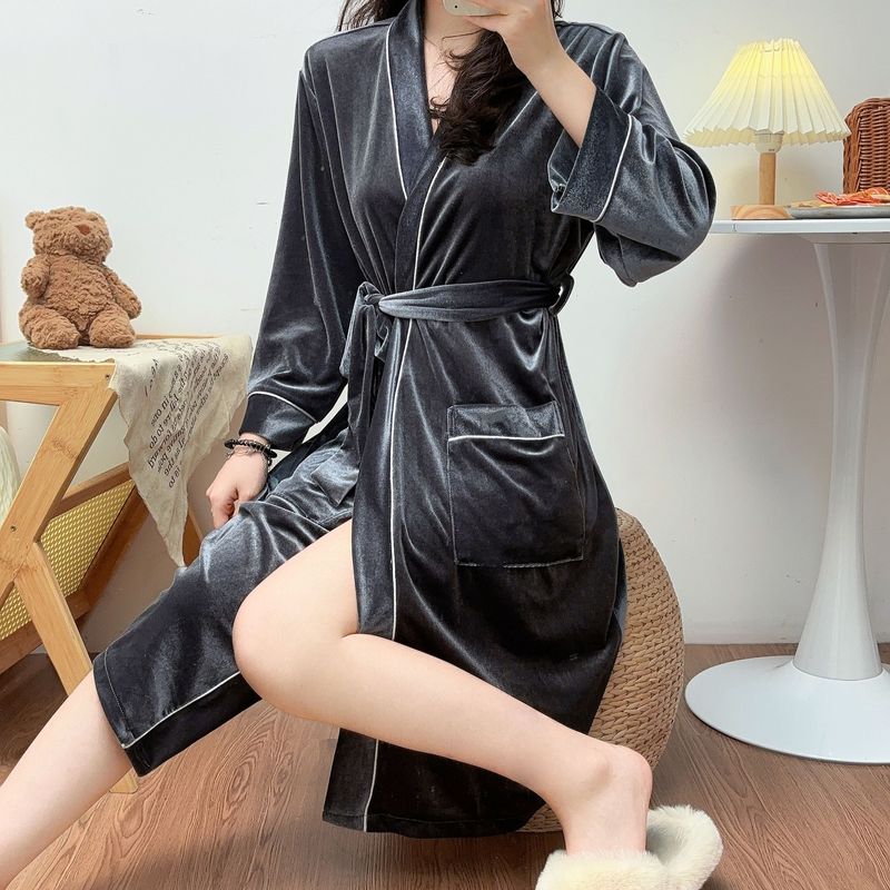 2024 New Autumn Winter Sexy High-end Gold Veet Belt Luxurious And Comfortable Home Long Nightgown_voghion.com