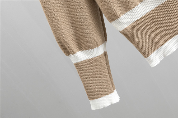 Set di tre pantaloni a gamba larga con cardigan lavorato a maglia sottile da donna_voghion.com