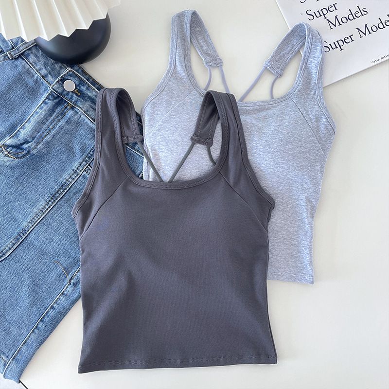 Spicy girl wearing camisole, vest, lingerie, women's fixed cup, one-piece chest pad, casual, versatile, breathable, and_voghion.com