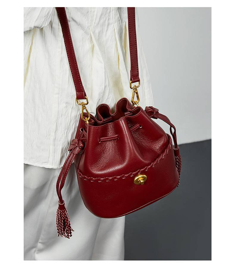 KOSE High-grade First-layer Cowhide Bucket Bag New Genuine Leather Women's Bag Tassel Niche Drawstring Shoulder Messenger Bag_voghion.com