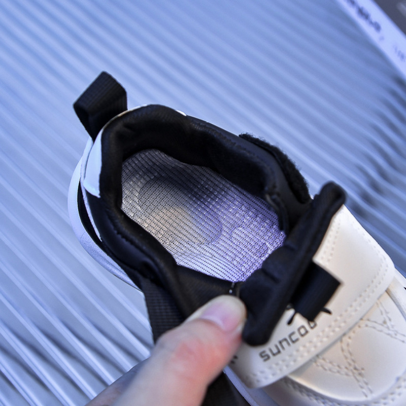 Koreanische Version der neuen Kindermode-Sportschuhe mit weichen Sohlen für Frühling und Herbst, Online-Berühmtheiten für Freizeitschuhe für Mädchen._voghion.com