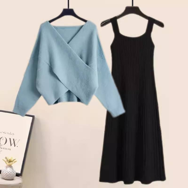 Ensemble 2 pièces élégant pull croisé et robe noire amincissante – Tenue printanière polyvalente pour femme (plusieurs coloris disponibles)_voghion.com