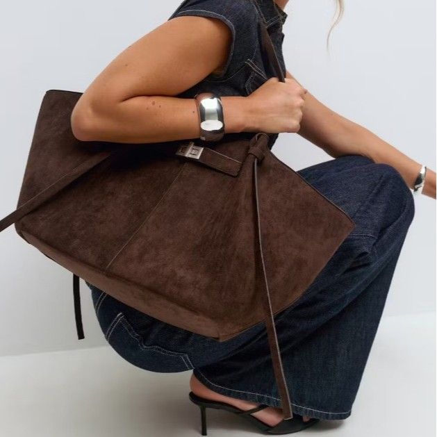 Women's Lightweight Large Capacity Batwing Shoulder Bag - Stylish Crossbody Purse With Magnetic Closure & Multiple Pockets (Brown/Black/Tan/Wine)_voghion.com