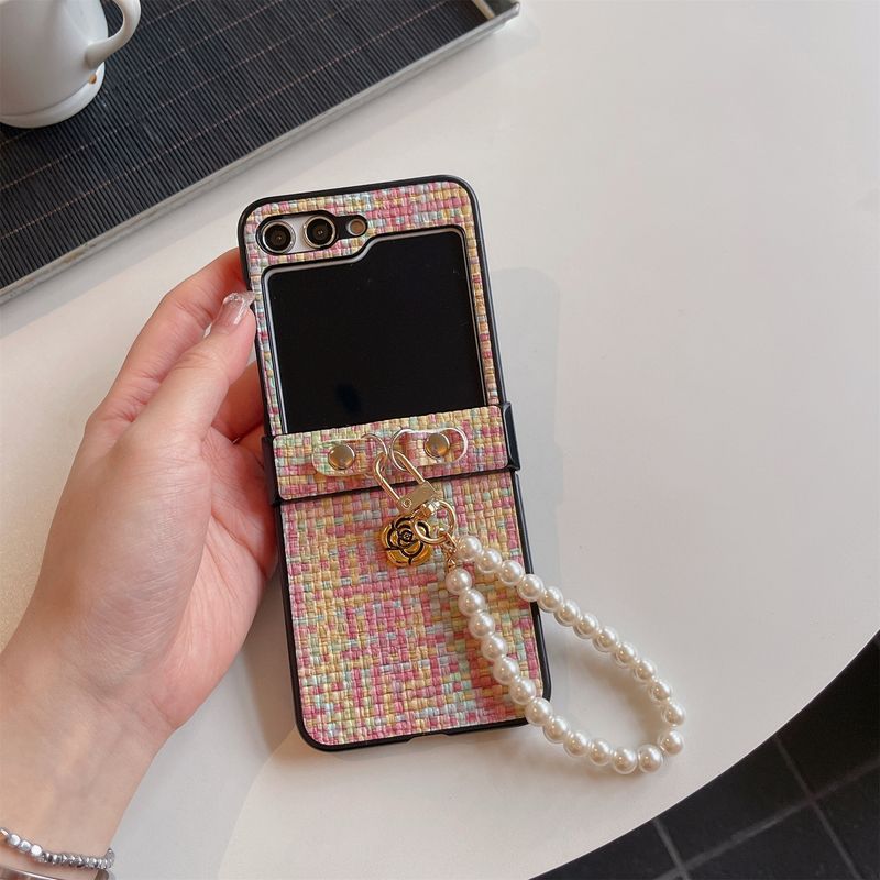 Woven Camellia for Galaxy zflip6/3/4 Phone Case Samsung 5th Generation Folding Protective Chain_voghion.com
