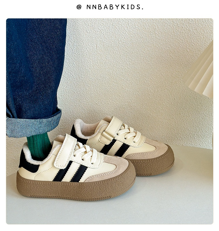 Kangdi Cat edizione coreana allenamento in velluto per bambini 2023 inverno nuove scarpe da tavola in cotone per ragazzi e ragazze studente_voghion.com