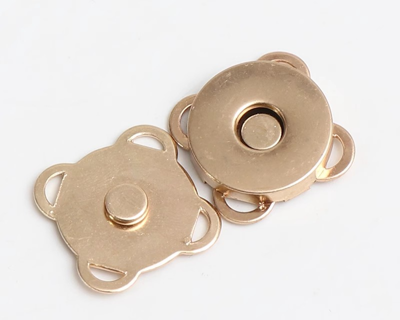 Koerierstas Magnetische gesp Accessoires Geen naaimagneet Klikgesp Sterke zuigkracht Magnetische gesp Onzichtbare gesp Drukgesp_voghion.com