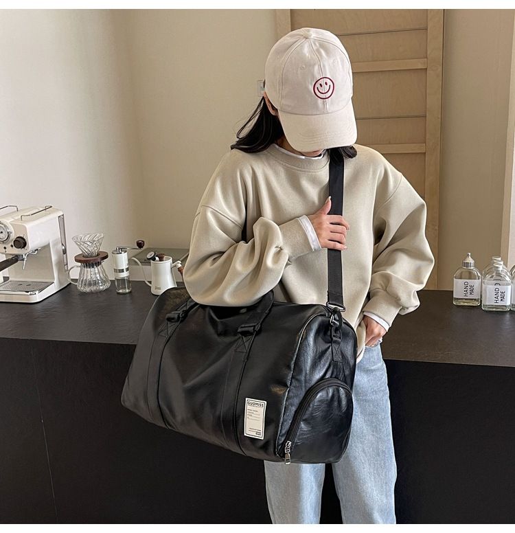 Borse da uomo Borsa da viaggio in pelle per uomo con separazione tra asciutto e bagnato, borsa da viaggio d'affari di grande capacità, borsa a tracolla in morbida pelle testurizzata, retrò_voghion.com