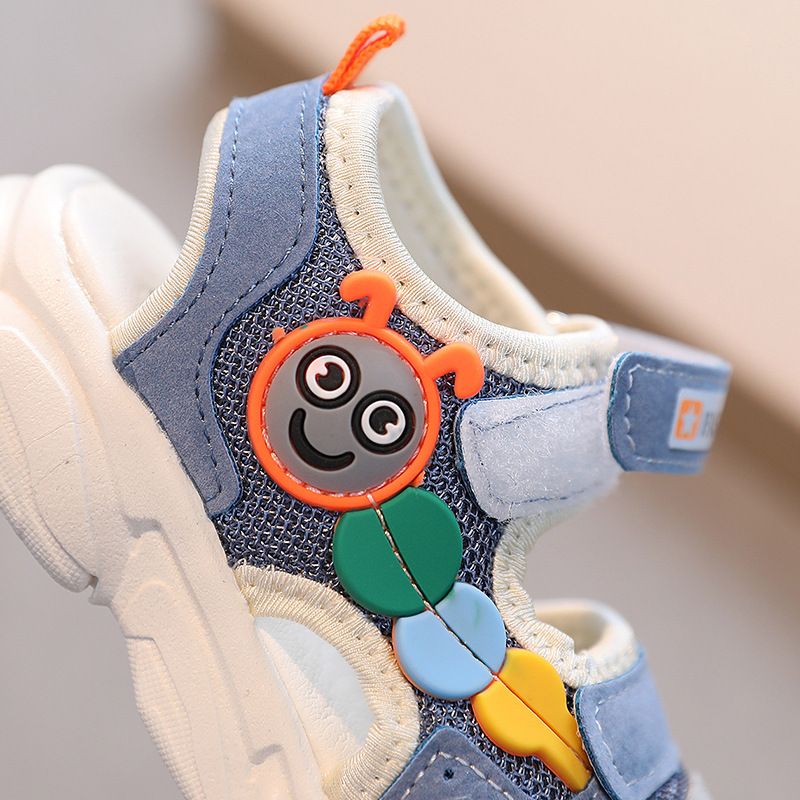 2024 Sommer Neue Cartoon Raupe Jungen Baotou Baby Sandalen Mädchen Funktionale Weiche Sohle Kinder Strand Schuhe_voghion.com