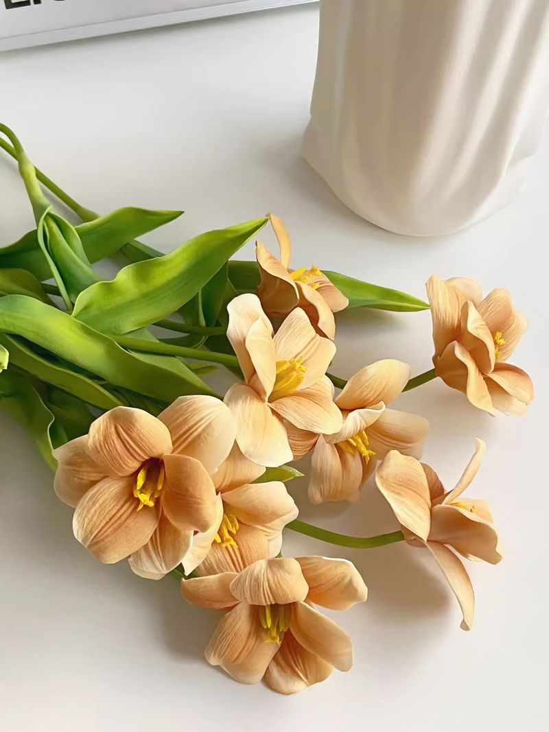 Ins Bionic Bouquet PU Tulip Artificial Flower Simulation Flower High Grade Realistic Living Room Table Decoration Flower Arrangement_voghion.com